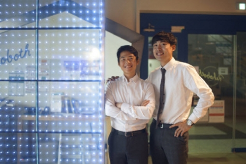 Transparent LED Film Invented by SNU Students Receives Top Prize