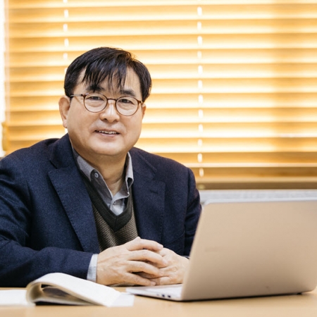 Interview with Professor Nongmoon Hwang, Recipient of the 2020 Excellence in Teaching Award