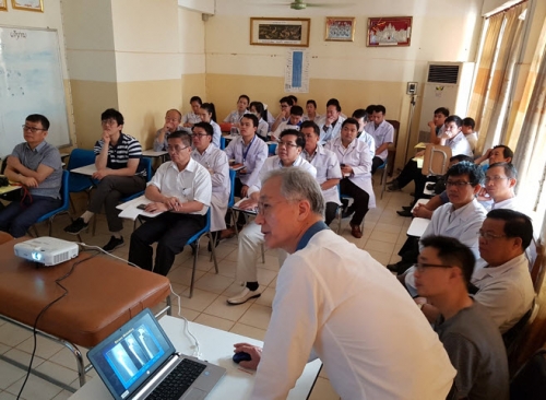 SNU Doctors Transferring Technology to Laos, Reminiscent of US Doctors That Helped Korea Over 60 Years Ago
