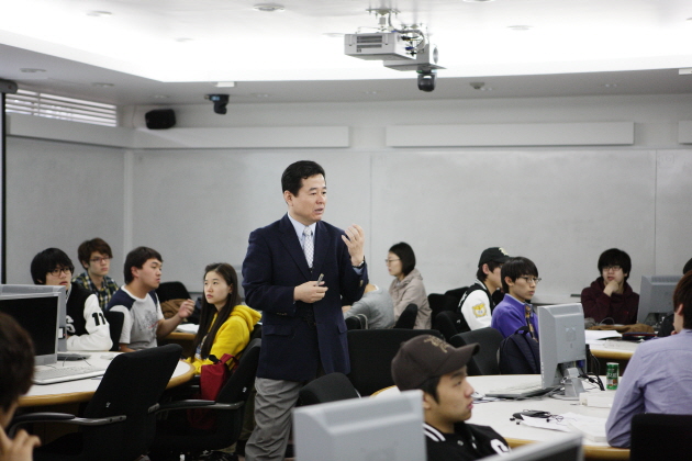 Professor AN Kyungwon's class