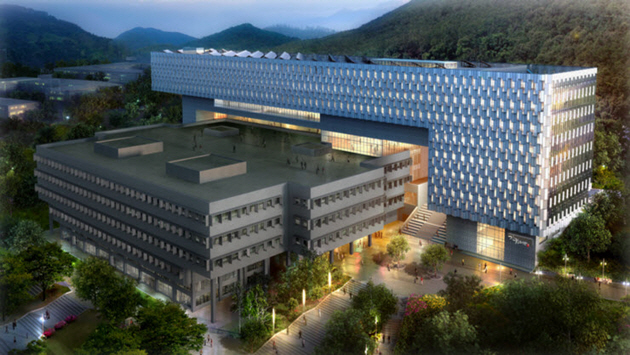 SNU’s second library, Kwanjeong Library, opened on Feb. 5. The new library which was constructed with innovative engineering is now embracing the old library, just like SNU keeps the tradition when making innovation.
