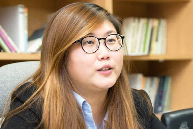 KIM Bo-mi won the election getting 86.8% support after she came out.