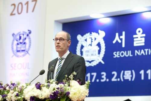 President Peter-André Alt gives matriculation speech